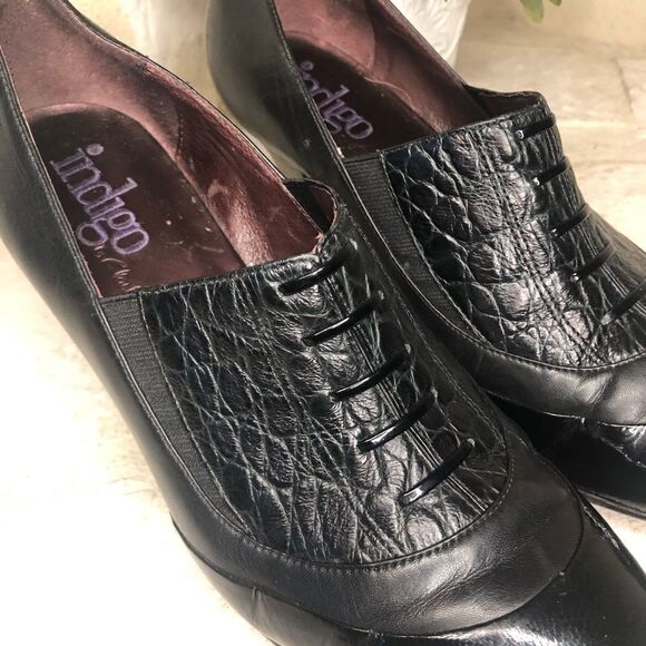 Indigo by Clarks black leather/patent leather low booties sz 10 - Picture 6 of 9